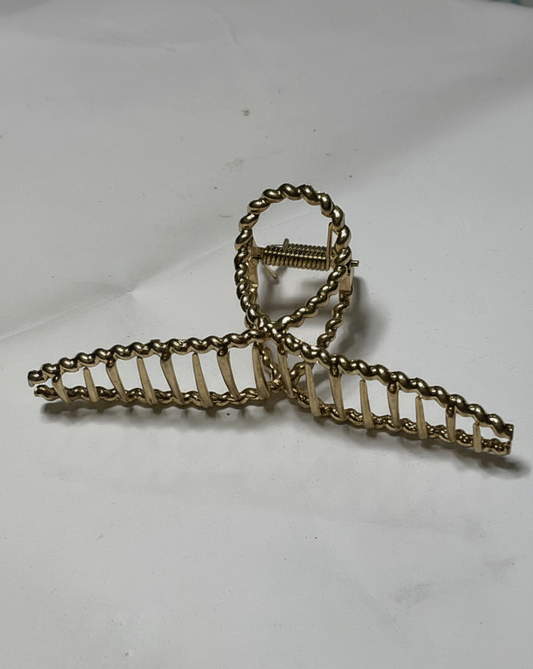 Large Gold Twisted Metal Claw Clip for Women | Strong Grip Braided Design Hair Jaw Clip