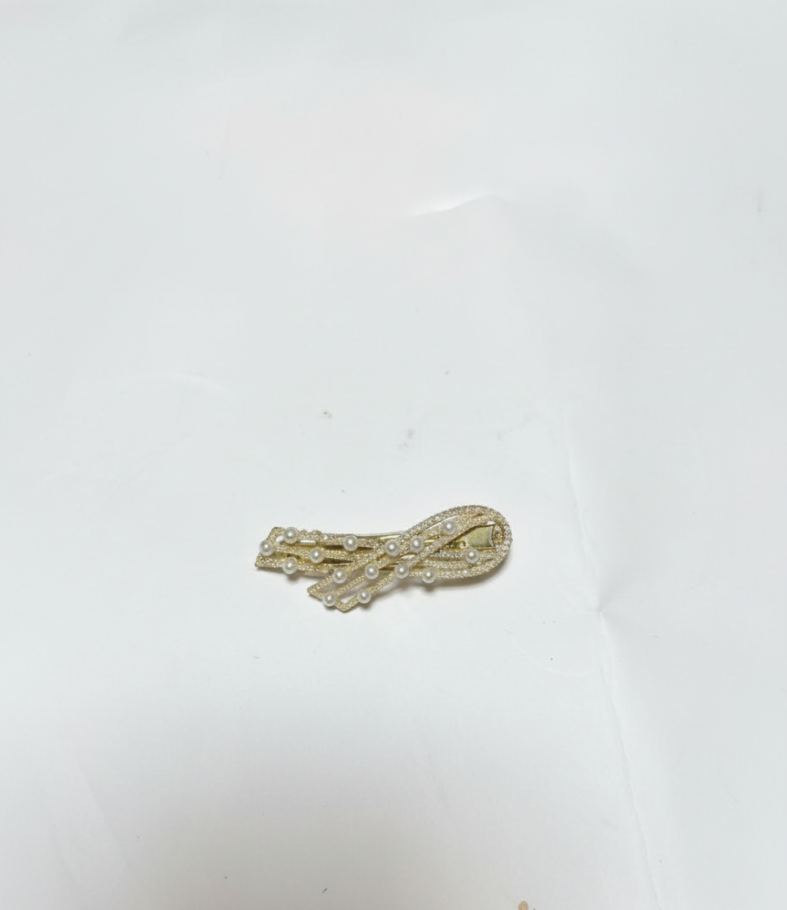 Sparkling Crystal Bow Design Hair Pin for Women | Decorative Formal Hair Accessory